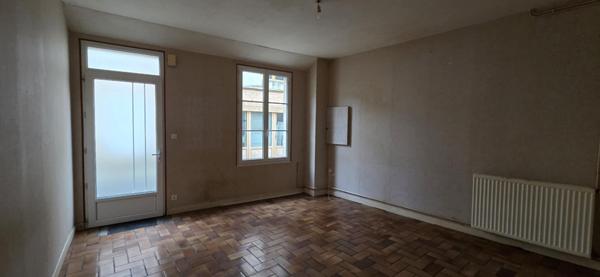 Idéal première acquisition ou investissement locatif,, Saint maixent l ecole 79400