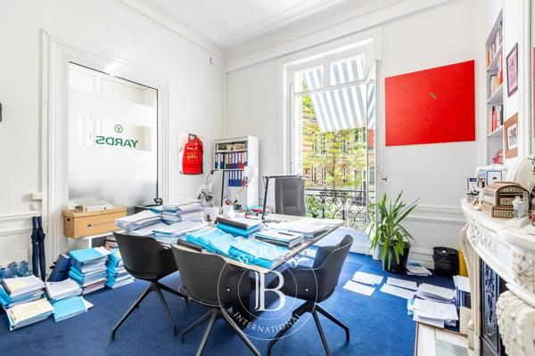 Paris 8ème, Appartement 5 Chambres -  359 m² à vendre