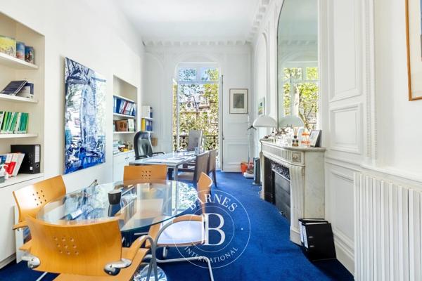 Paris 8ème, Appartement 5 Chambres -  359 m² à vendre