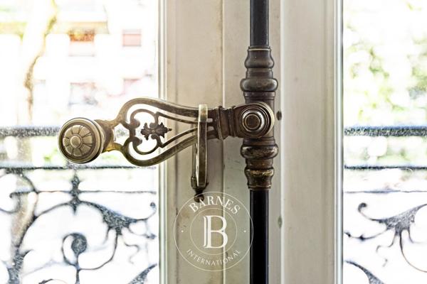 Paris 8ème, Appartement 5 Chambres -  359 m² à vendre