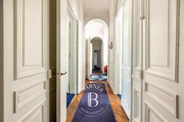 Paris 8ème, Appartement 5 Chambres -  359 m² à vendre
