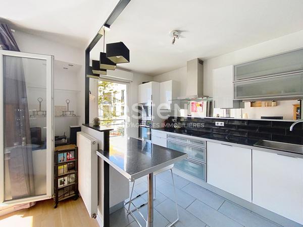 A vendre. Appartement Montigny Le Btx au Village 3 pièces, cave , parking.