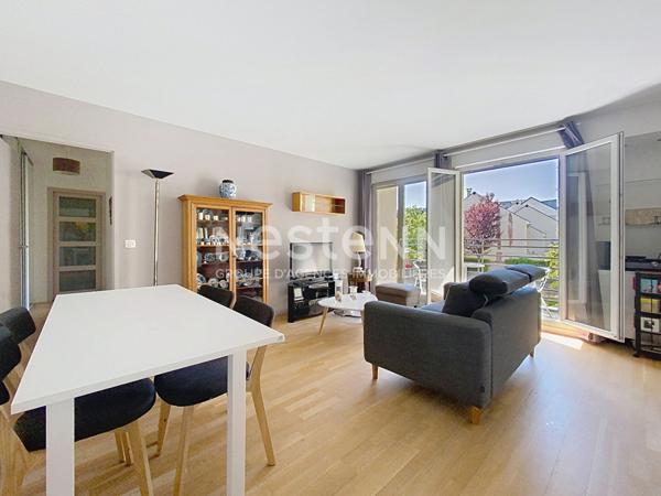 A vendre. Appartement Montigny Le Btx au Village 3 pièces, cave , parking.