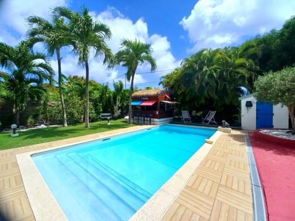 Maison T4 à vendre à Saint-François (971),plain-pied, piscine, pool house, jardin paysagé d'exception