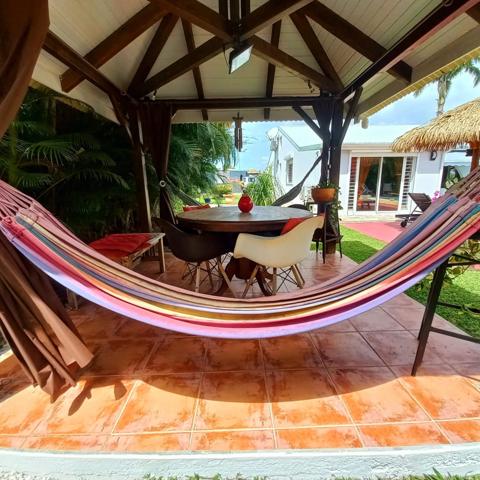Maison T4 à vendre à Saint-François (971),plain-pied, piscine, pool house, jardin paysagé d'exception