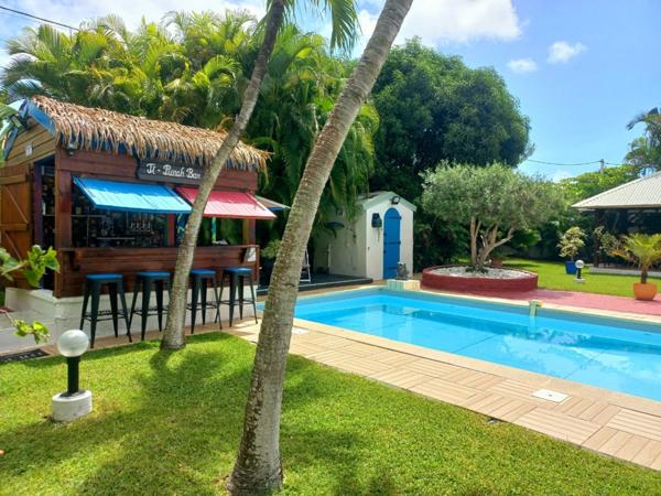 Maison T4 à vendre à Saint-François (971),plain-pied, piscine, pool house, jardin paysagé d'exception
