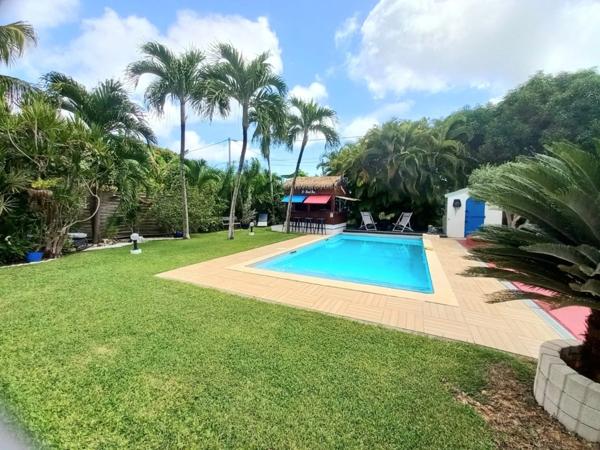 Maison T4 à vendre à Saint-François (971),plain-pied, piscine, pool house, jardin paysagé d'exception