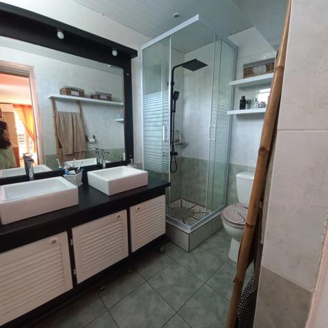 Maison T4 à vendre à Saint-François (971),plain-pied, piscine, pool house, jardin paysagé d'exception
