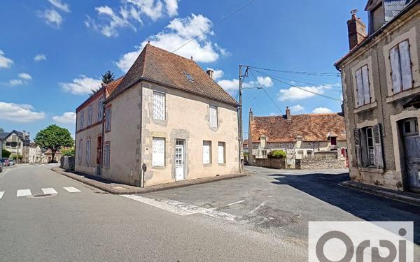 Appartement à louer    3 pièces • 75 m2 Gouzon