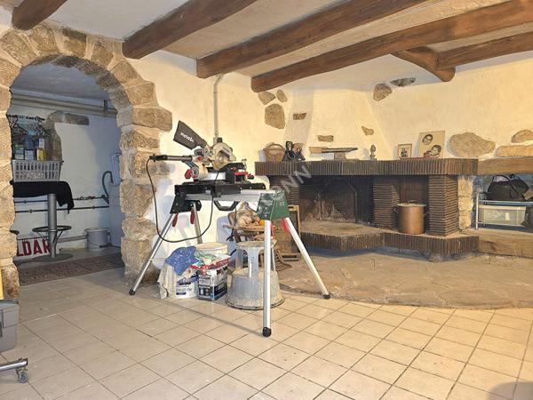 Maison Rosny Sous Bois 210 m2 demeure en plein centre ville proche gare RER E Rosny sous bois et Rosny Bois Perrier centre commercial et Metro