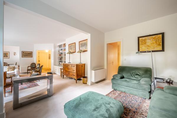 Neuilly-sur-Seine (92200) NEUILLY-SUR-SEINE – APPARTEMENT FAMILIAL de 148 m2 avec TERRASSE / JARDIN de 35m2 rez-de-chaussée.