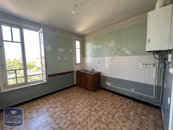 Appartement à louer 4 pièces 81.57m² Bourg-en-Bresse (01000)
