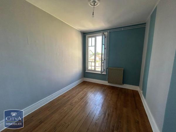 Appartement à louer 4 pièces 81.57m² Bourg-en-Bresse (01000)