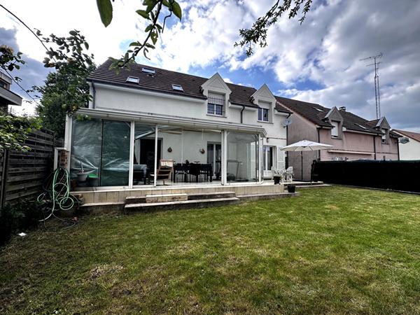 Maison Saint Thibault Des Vignes 6 pièces