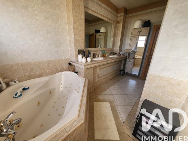 Appartement à vendre 4 pièces 100 m² Alès