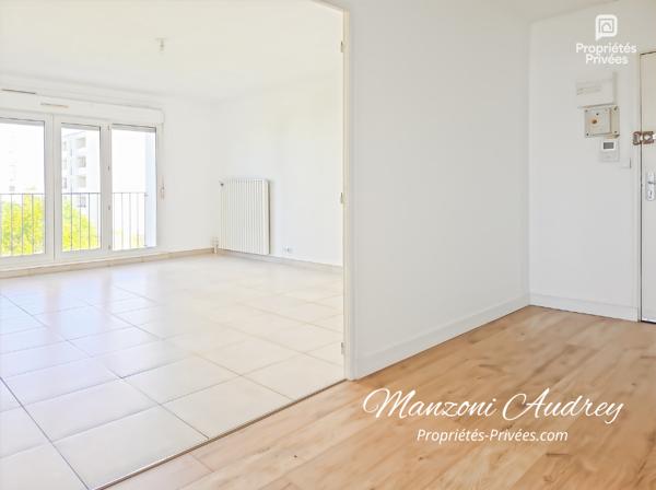 Appartement La Chapelle Saint Luc 4 pièce(s) 79 m2