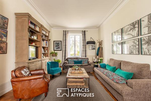 Demeure de caractère et son jardin à la française