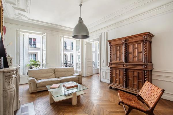 A vendre Paris 3 Appartement étage élevé 3 chambres 131 m ²