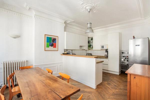 A vendre Paris 3 Appartement étage élevé 3 chambres 131 m ²