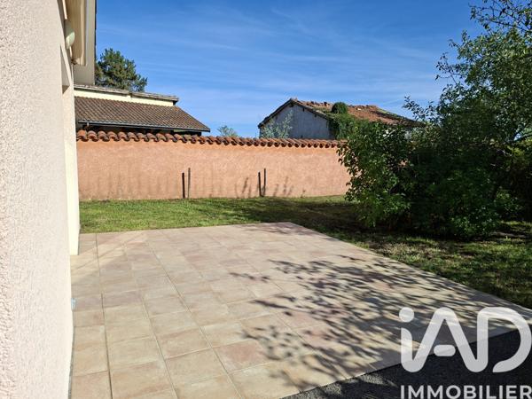 Location maison 4 pièces 83 m² Saint-Georges-de-Baroille