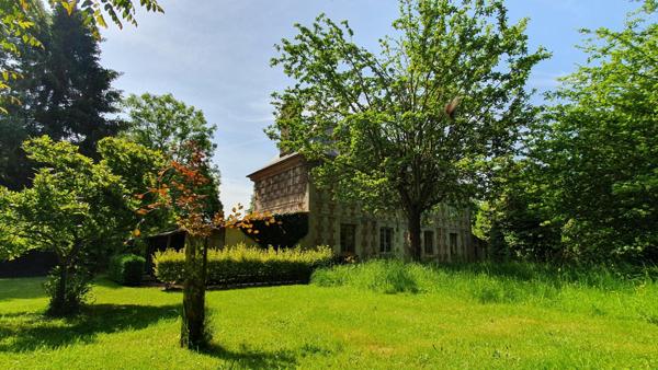 Belle maison de Maître, 5-6 chambres, 1Ha de terrain