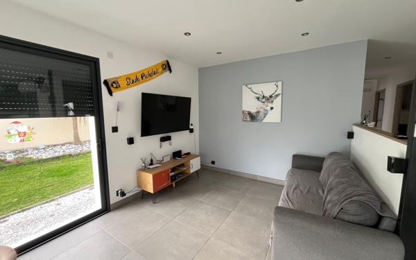 Maison à vendre    4 pièces •  Étaules