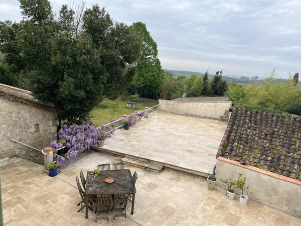 Maison à vendre |  Caussens |  7 pièces | 215 m²