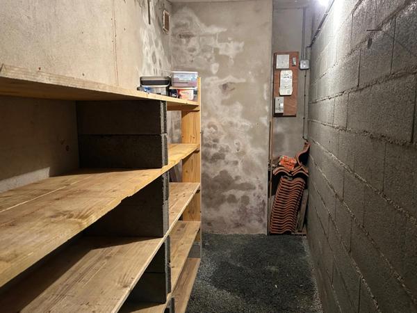 BELLE MAISON DE VILLAGE 143 M², 5 CHAMBRES, PARKING PRIVATIF ET JARDIN EN FACE.