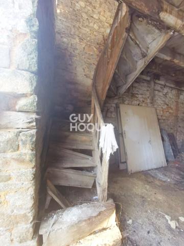 Batiment en pierre à rénover centre de Caulnes