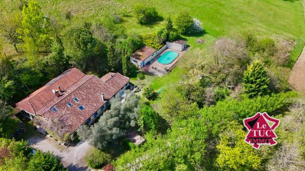 Grange rénovée type loft avec piscine Penne-d'Agenais (47140)