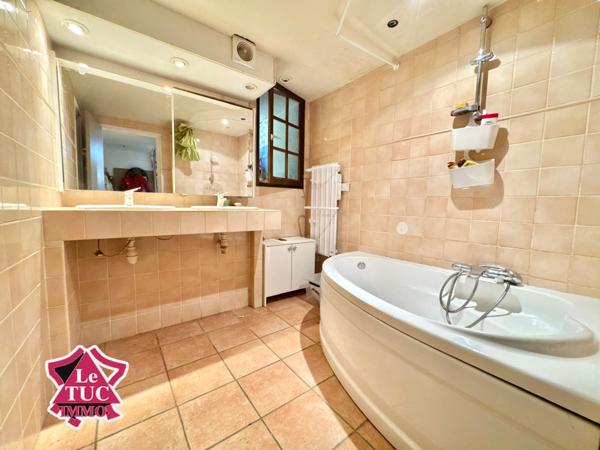 Grange rénovée type loft avec piscine Penne-d'Agenais (47140)