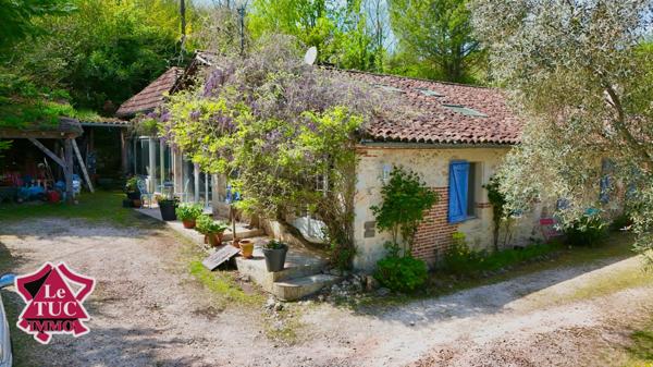 Grange rénovée type loft avec piscine Penne-d'Agenais (47140)