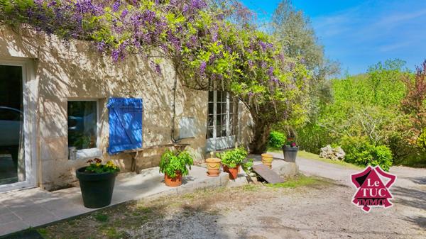 Grange rénovée type loft avec piscine Penne-d'Agenais (47140)