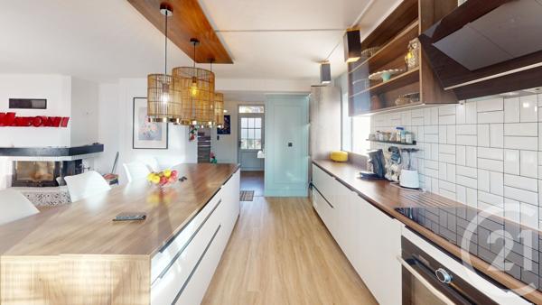 Maison à vendre  6 pièces - 217,79 m2 RODEZ - 12