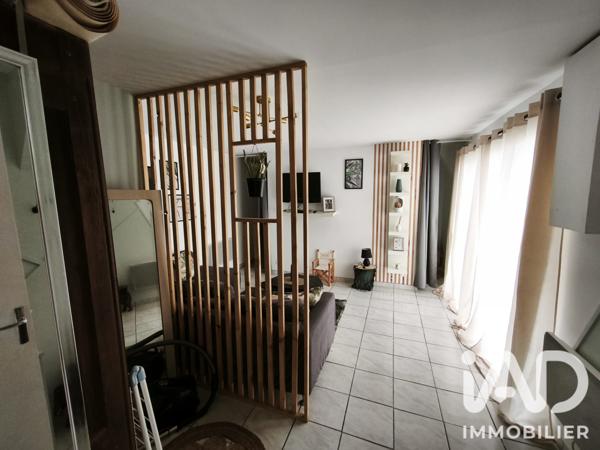 Maison à vendre 8 pièces 225 m² Bellevigne-les-Châteaux