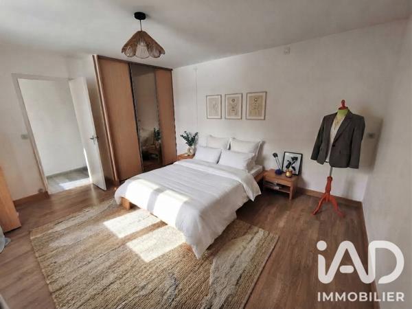 Maison à vendre 8 pièces 225 m² Bellevigne-les-Châteaux
