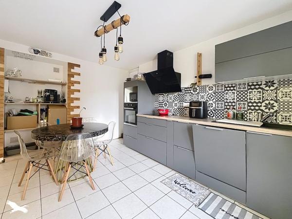 Maison à vendre 128 000 € Chasteaux 3 p 87 m² DPE D