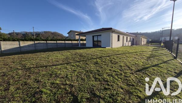 Location maison 5 pièces 96 m² Pineuilh