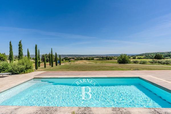 Manosque, Bastide  850 m² à vendre