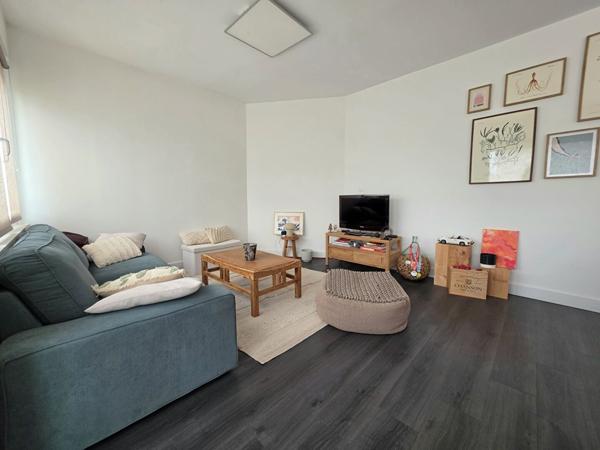 Appartement 2 chambres balcon garage