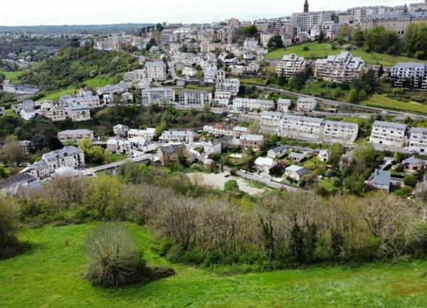 Terrain à vendre    Le Monastère