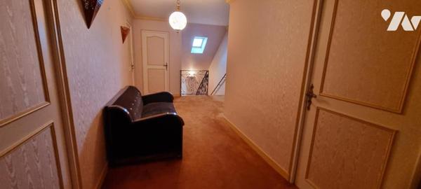 LA GUERCHE DE BGNE - Plein-Centre - Vaste maison avec terrain