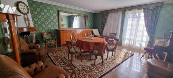 LA GUERCHE DE BGNE - Plein-Centre - Vaste maison avec terrain