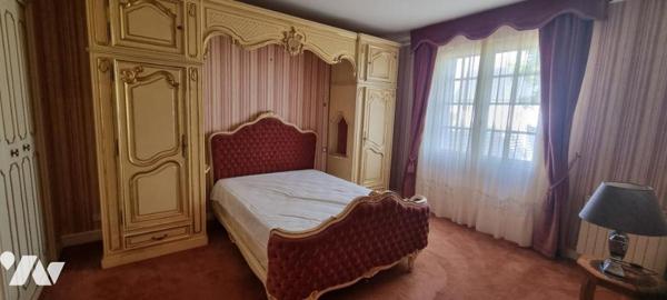 LA GUERCHE DE BGNE - Plein-Centre - Vaste maison avec terrain