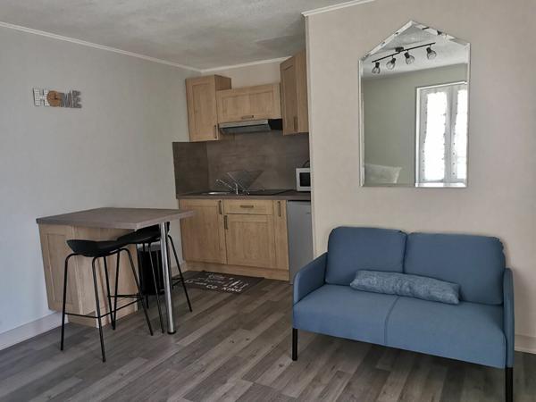 Immeuble à vendre    4 pièces •  Terrasson-Lavilledieu