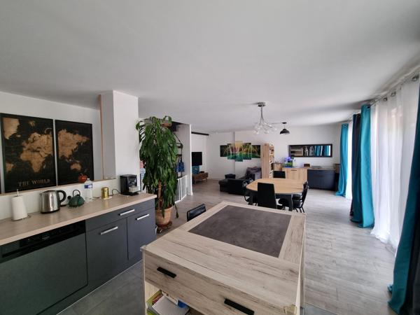 Maison familiale 110 m² 3 chambres et jardin clos