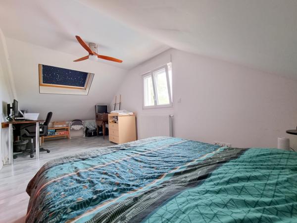 Maison familiale 110 m² 3 chambres et jardin clos
