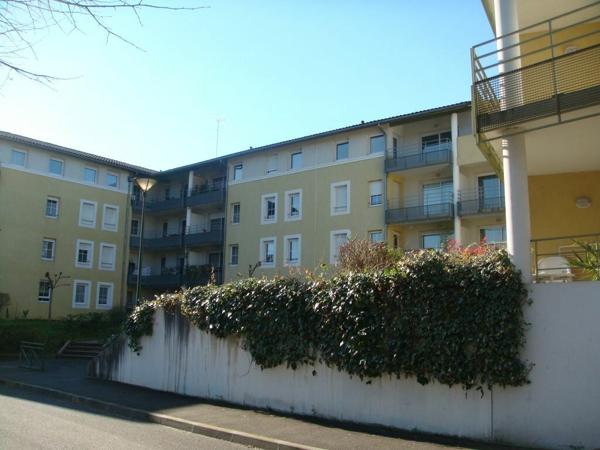 Appartement à louer    1 pièce •  Mont-de-Marsan