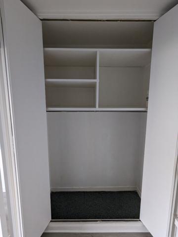 Grand studio de 30,42 m² - QUAI DE L'OISE
