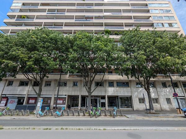 Grand studio de 30,42 m² - QUAI DE L'OISE